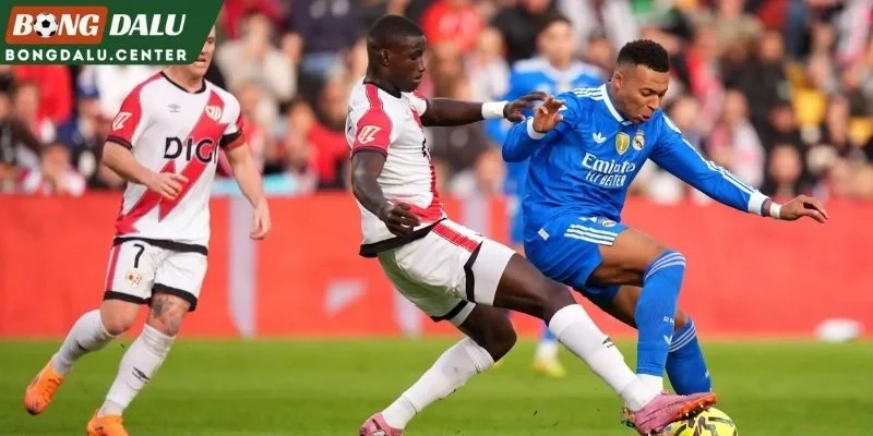 Kylian Mbappe tỏa sáng trước Rayo Vallecano